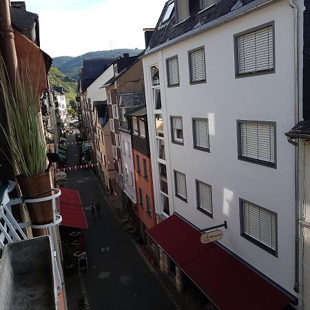 Haus Alte Metzgerei - Im Herzen Der Altstadt Целль-ан-дер-Мозель Экстерьер фото