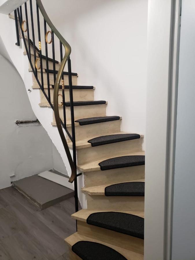 Haus Alte Metzgerei - Im Herzen Der Altstadt Целль-ан-дер-Мозель Экстерьер фото