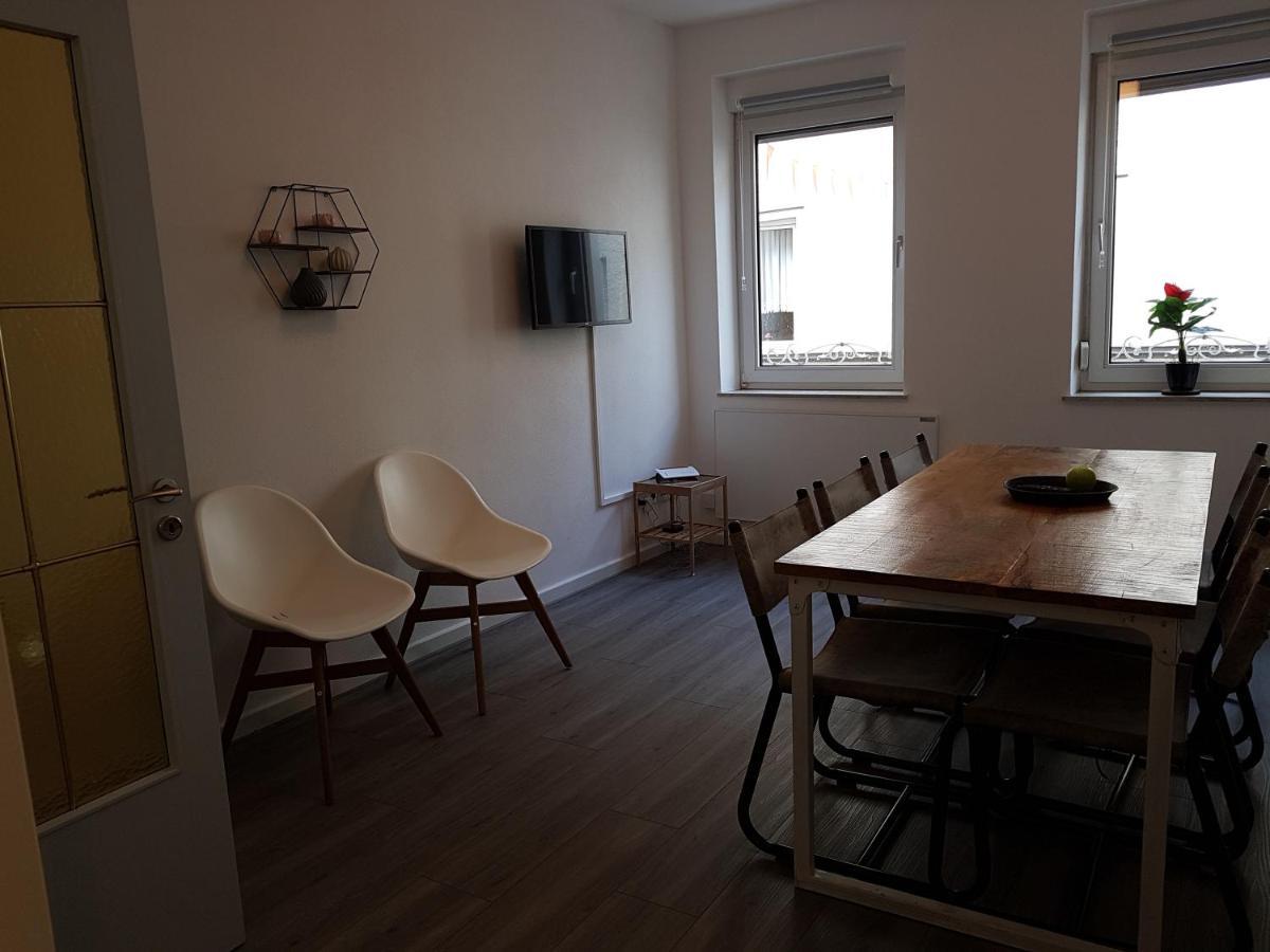 Haus Alte Metzgerei - Im Herzen Der Altstadt Целль-ан-дер-Мозель Экстерьер фото