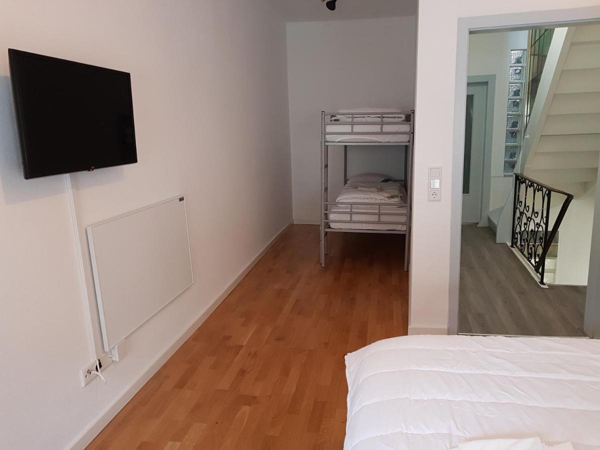 Haus Alte Metzgerei - Im Herzen Der Altstadt Целль-ан-дер-Мозель Экстерьер фото